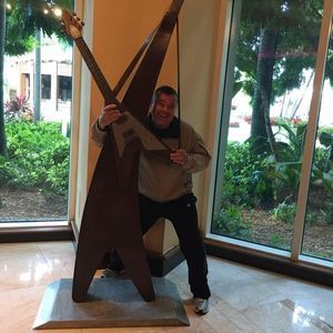 Meet your Posher, Sergio